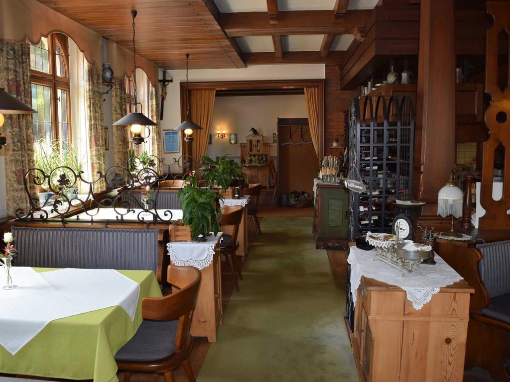 Hotel-Restaurant Ochsen هاسلاخ إيم كينزيجتال المظهر الخارجي الصورة